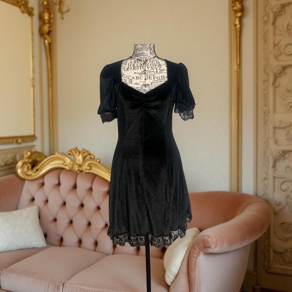 Goth Dresses & Skirts - Practical Magic Goth Black Velvet Dress
